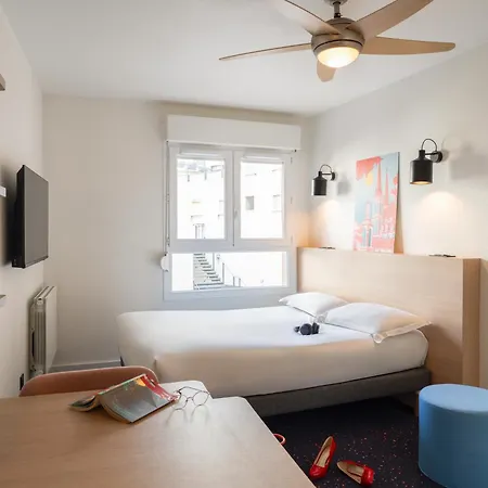 Aparthotel The Originals Laureades Centre Jaude 3*